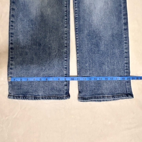 Blue Straight-Leg Jeans with Faded Denim - Picture 6 of 9
